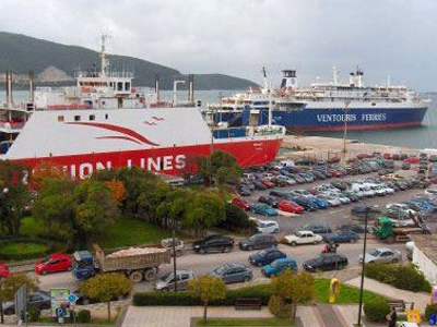 Συλλήψεις στο λιμάνι της Ηγουμενίτσας για παράνομη διακίνηση μεταναστών