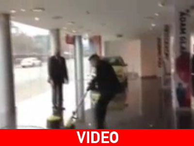 Γλιστράει το άτιμο!