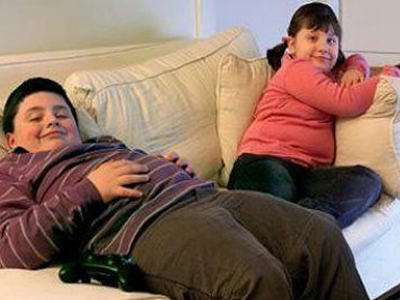 Από αρθρίτιδα απειλούνται τα παχουλά παιδιά