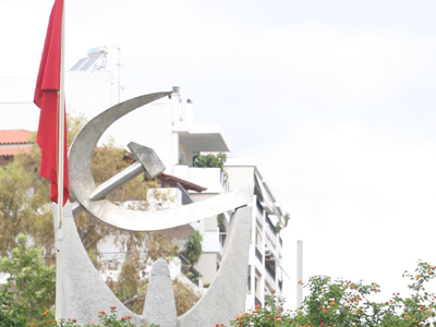 Ζητεί κατάργηση του ΦΠΑ και του Ειδικού Φόρου Κατανάλωσης