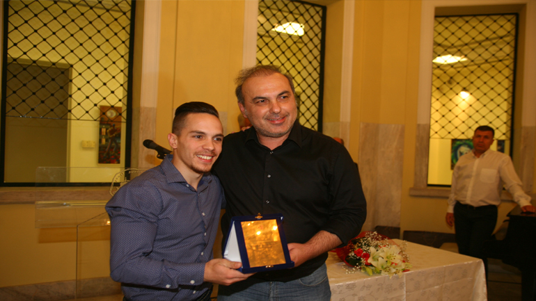 Ο Δήμος Πειραιά τίμησε τον Πειραιώτη Πρωταθλητή Ευρώπης Λευτέρη Πετρούνια