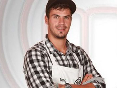 Παρουσιαστής ο Άκης Πετρετζίκης;