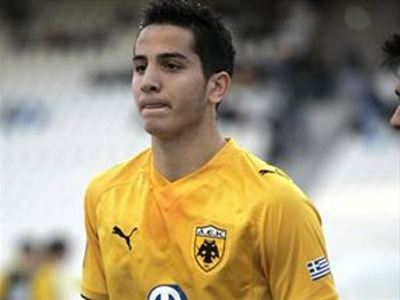 Κοντά στον Ολυμπιακό ο Μανωλάς