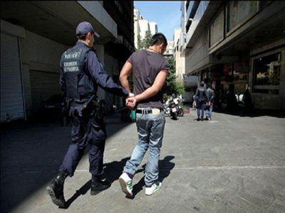 Mε πλαστά έγγραφα δεν ταξιδεύεις