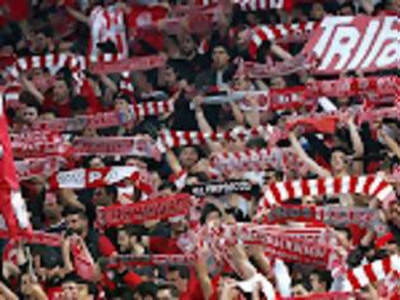 Αποθεώθηκαν οι πρωταθλητές στη φιέστα