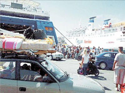 Απόψε σαλπάρουν τα πρώτα καράβια