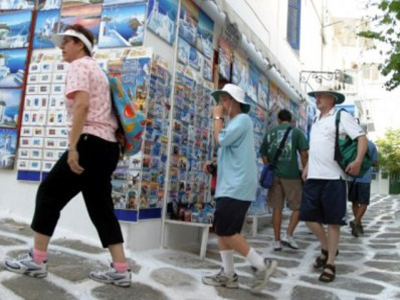 Ακυρώσεις και “φωνές” απόγνωσης στα νησιά