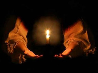 Στις 18.30 το Άγιο Φως στην Ελλάδα