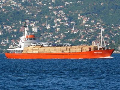 Λειψοί: Προσάραξε φορτηγό