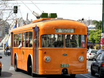 Ιστορικό τρόλεϊ γλίτωσε το σκράπ… παρά τρίχα