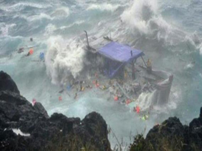 Τραγωδία με 200 πρόσφυγες