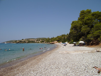 Ανήλικος υπέστη εγκαύματα από άγνωστη ουσία σε παραλία