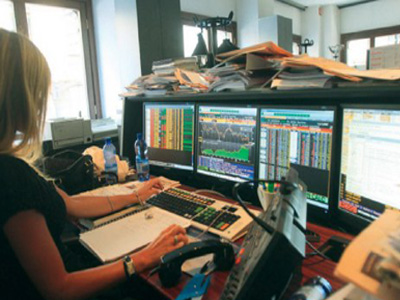 Δέκα ξένα funds αναζητούν ευκαιρίες στην Αθήνα