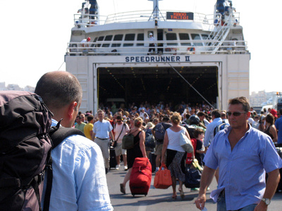 Τα δρομολόγια από τη Ραφήνα από 26/04-02/05