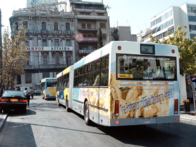 Θερινό πρόγραμμα από σήμερα σε λεωφορεία και τρόλεϊ