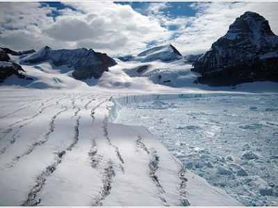 Τεράστιες «αποθήκες» μεθανίου κάτω από την Ανταρκτική