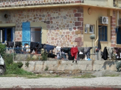 Κάμπινγκ στο σταθμό της Αλεξανδρούπολης