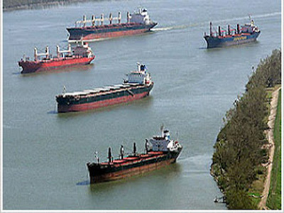 «Αντέχει» η ελληνική ναυτιλία στους κλυδωνισμούς της κρίσης