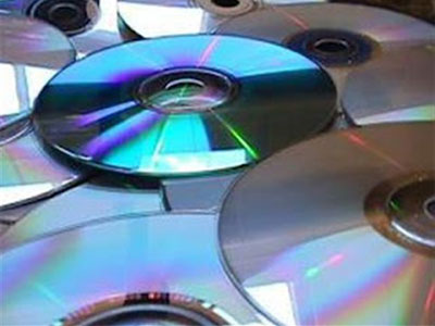 Συνελήφθη με παράνομα DVD