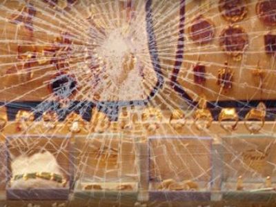 Δύο κλοπές-μαμούθ σε κοσμηματοπωλεία ξενοδοχείων