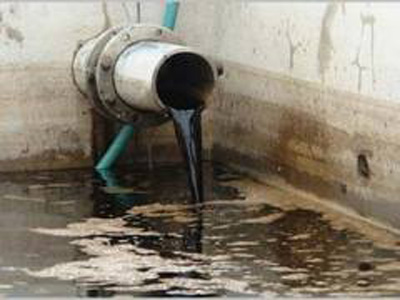 Στην θάλασσα κατέληξαν βοθρολύμματα