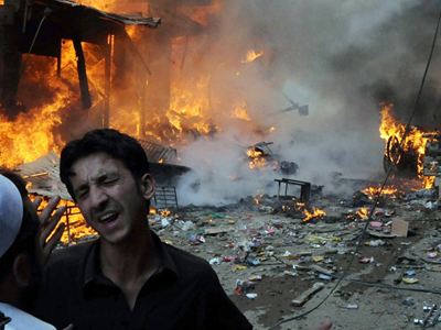 Αιματηρή βομβιστική επίθεση κοντά σε γραφεία του ΟΗΕ Αιματηρή βομβιστική επίθεση κοντά σε γραφεία του ΟΗΕ