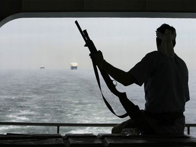 Ένοπλες συνοδείες με ISO προσεχώς από IMO