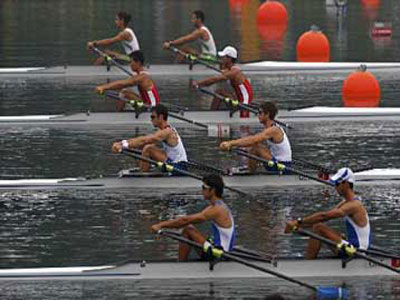 Μe τρία χάλκινα στις αποσκευές η κωπηλασία