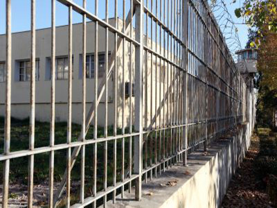 Τραυματισμός υπαρχιφύλακα σε συμπλοκή κρατουμένων