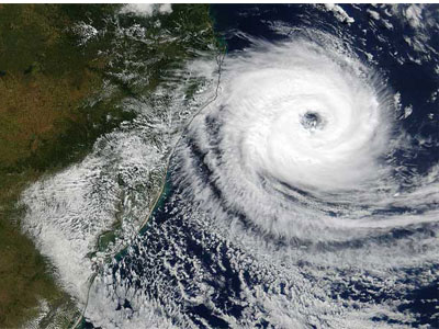 Νωρίτερα οι κυκλώνες στον Ατλαντικό