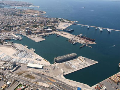 Εμπορικά λιμάνια: Πυκνώνουν οι «μάχες» κατάκτησής τους