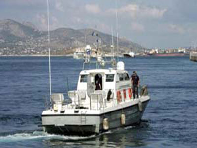 Βοήθεια από Λιμενικό με διακομίσεις