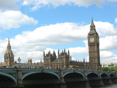 Συλλήψεις για τρομοκρατία στο Λονδίνο