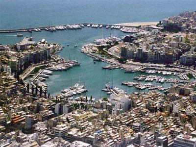 Πτώμα ηλικιωμένης στη Μαρίνα Ζέας