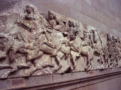 Οι ομογενείς της Αυστραλίας μηνύουν τους Βρετανούς