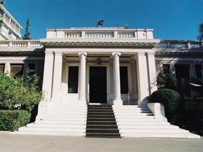 Σύσκεψη για τη λαθρομετανάστευση