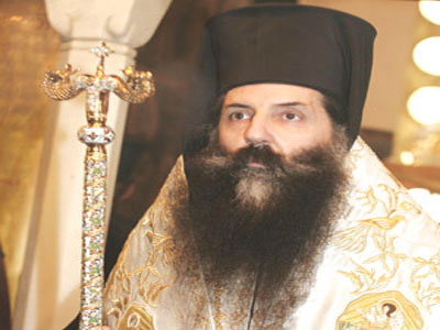 Πυρά Σεραφείμ κατά Ρεπούση για την κατάργηση του εκκλησιασμού