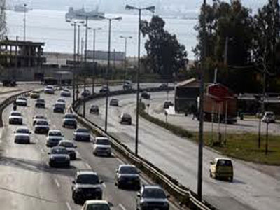 Τεράστιες ζημιές στο οδικό δίκτυο Πειραιά