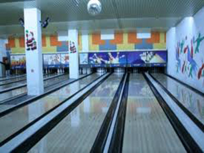 Λεηλατήθηκε το Bowling, εγκαταλείφθηκε η Καστέλλα