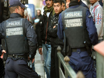 Επίθεση σε αλλοδαπούς στο Πειραιά