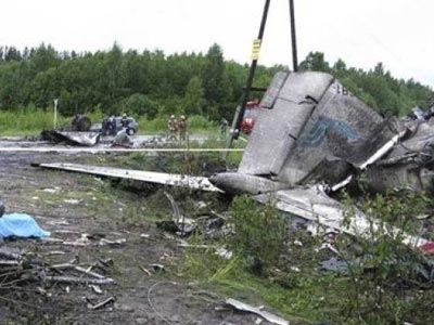 Δέκα νεκροί από συντριβή αεροσκάφους