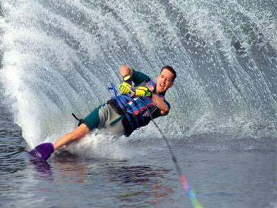 Τραυματισμός 32χρονου στο θαλάσσιο σκι