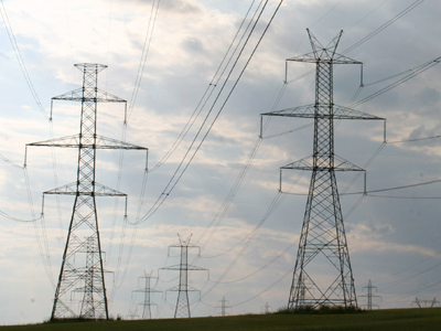 Οι πυλώνες φεύγουν από την Ασπροβάλτα και τον Σταυρό