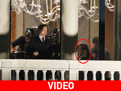 Το ζεύγος Pitt με τον Johnny Depp Το ζεύγος Pitt με τον Johnny Depp