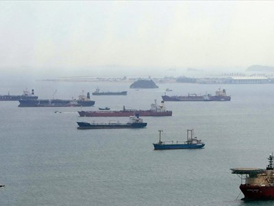 Στο «μικροσκόπιο» της Κομισιόν η πολιτική τιμών των liners