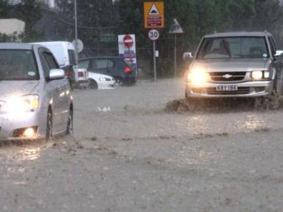 Ανοίγουν σταδιακά οι δρόμοι
