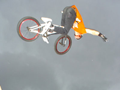 O Spencer Bass νικητής