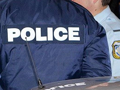 Και τον εξαπάτησαν και τον λήστεψαν