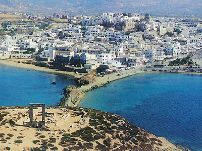 Ακυβέρνητο ιστιοφόρο στη Νάξο