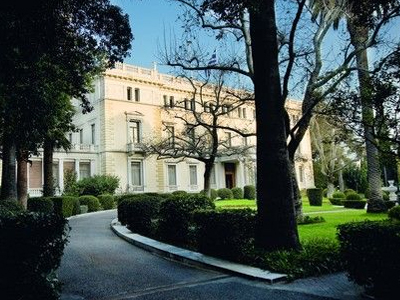 TA NEA TOY MΠΙ- ΚΟΥ- ΤΙ